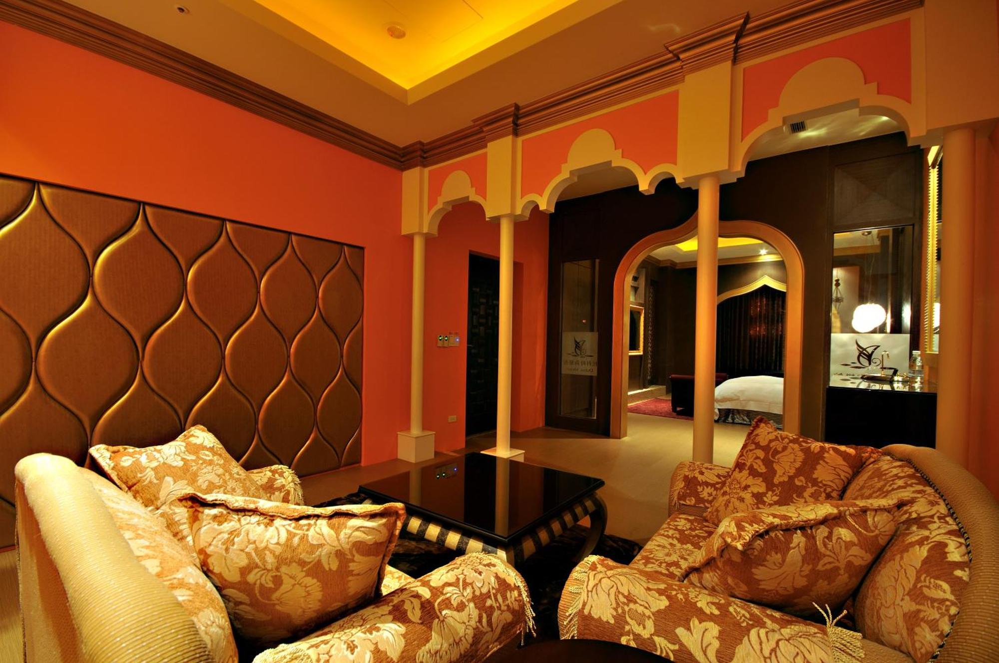 Dubai Motel Yilan Bagian luar foto