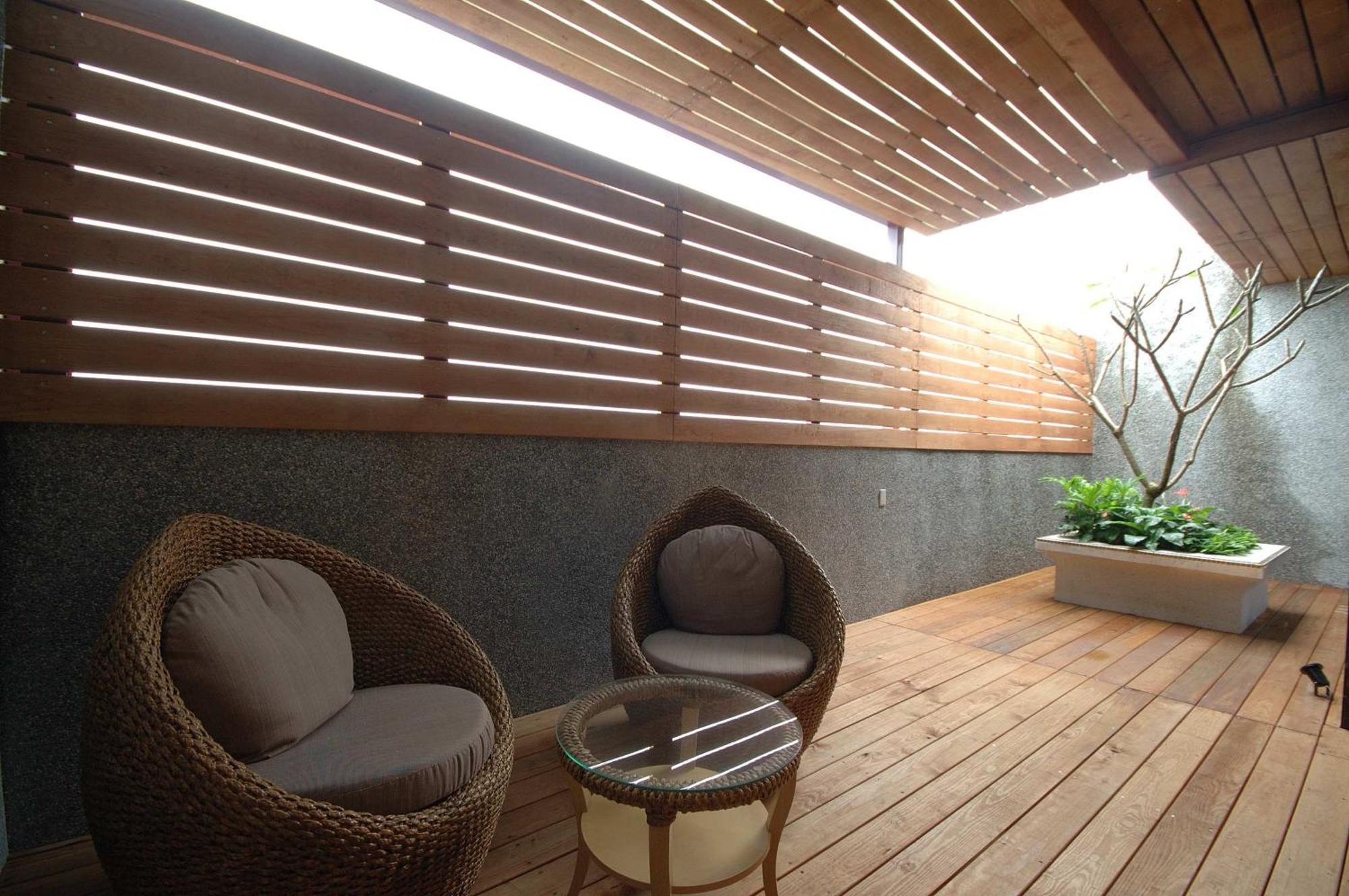 Dubai Motel Yilan Bagian luar foto